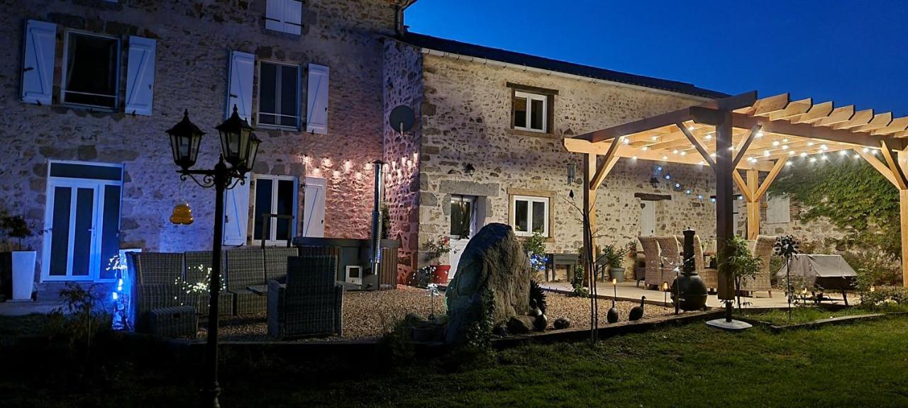 La Petite Locherie Bed & Breakfast Oradour-Saint-Genest Exterior photo